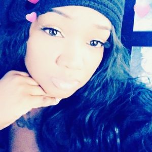 Meet your Posher, Lakisha